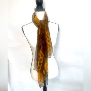 Bold golf chain scarf kerchief black gold fashionista lux vibes- faux -